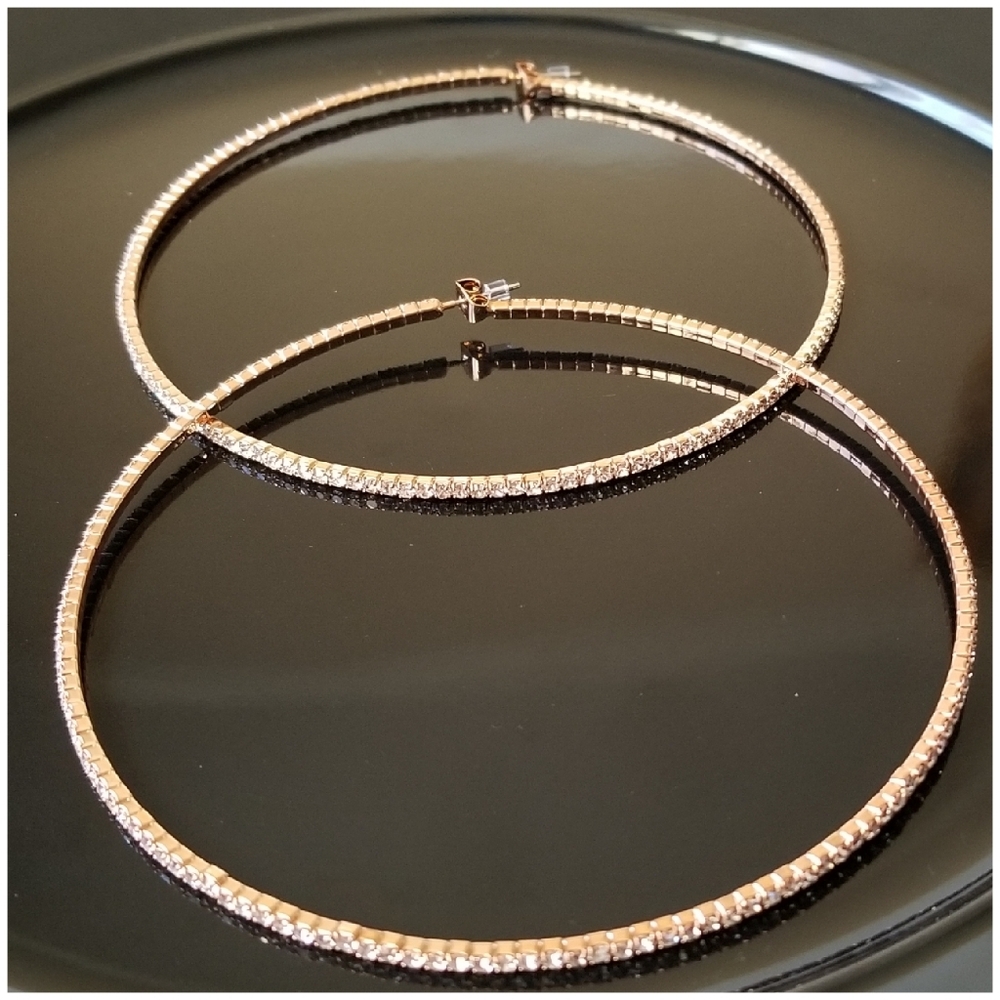 NWT Rose Gold Tone Hoop XL Hoop Rhinestone…